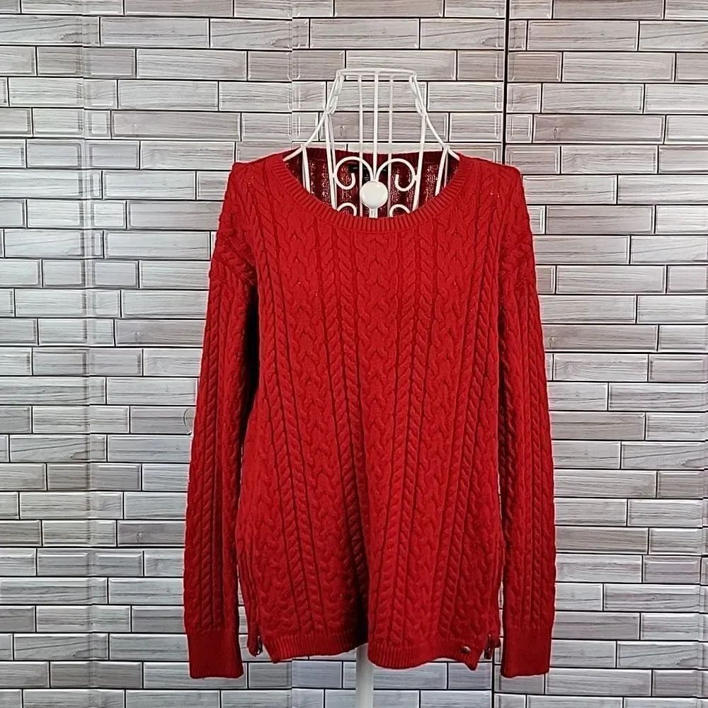 American Eagle cable knit pullover sweater Size L
